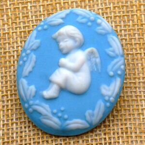Vintage Jasper Ware/Porcelain Angel & Holly Oval Cameo Brooch Blue and White